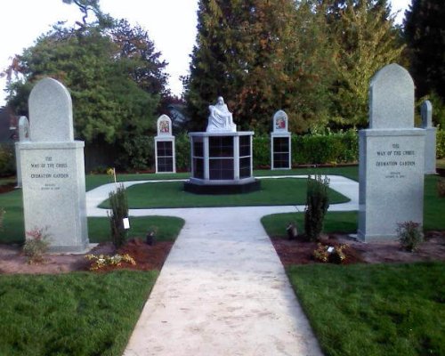 Stations-of-the-Cross-GLASS Art Columbarium